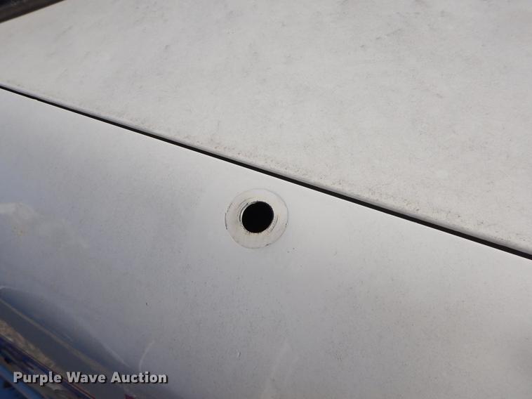 image for item FQ9736 2005 Ford Crown Victoria Police Interceptor