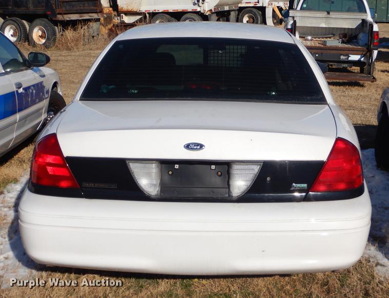 image for item FQ9737 2009 Ford Crown Victoria Police Interceptor