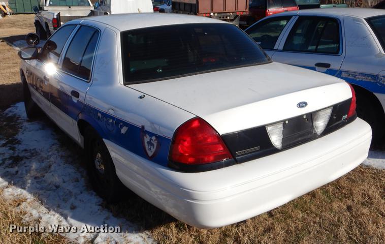 image for item FQ9737 2009 Ford Crown Victoria Police Interceptor