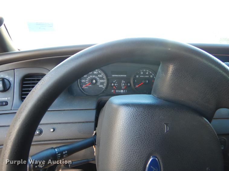 image for item FQ9737 2009 Ford Crown Victoria Police Interceptor