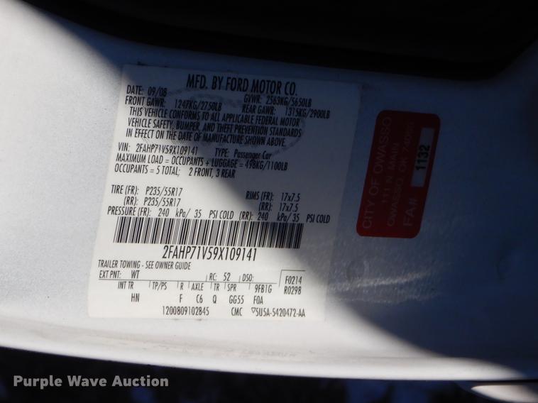 image for item FQ9737 2009 Ford Crown Victoria Police Interceptor