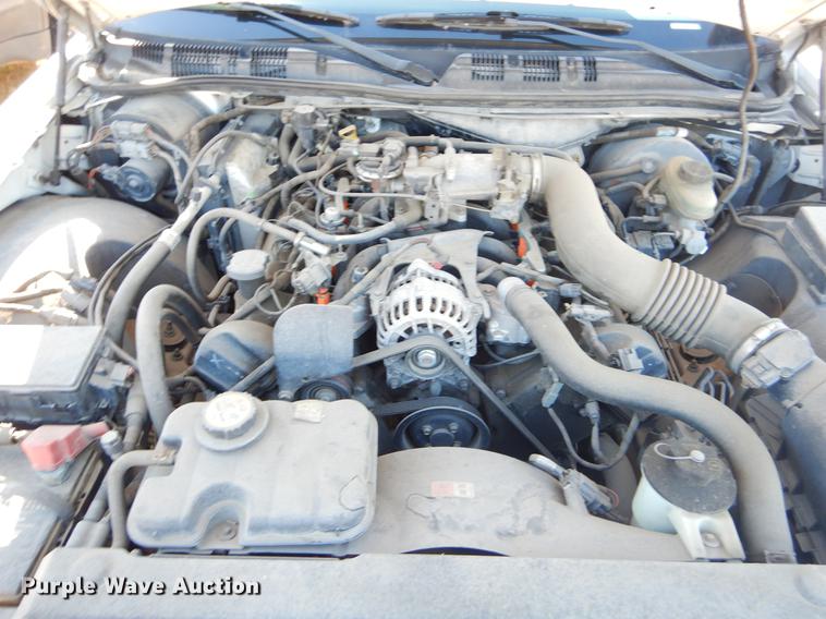 image for item FQ9738 2003 Ford Crown Victoria Police Interceptor