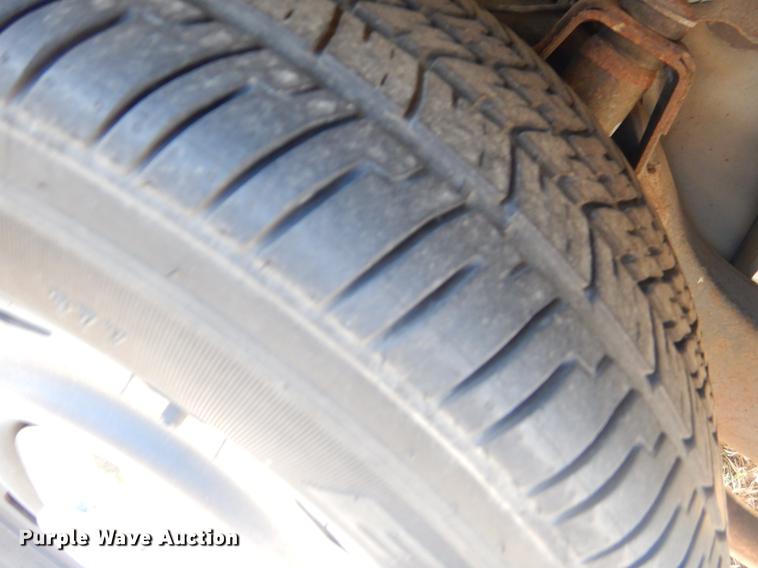 image for item FQ9738 2003 Ford Crown Victoria Police Interceptor