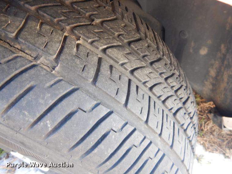 image for item FQ9738 2003 Ford Crown Victoria Police Interceptor