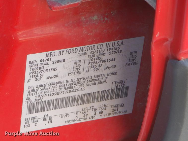 image for item FQ9739 2001 Ford Escape XLS SUV