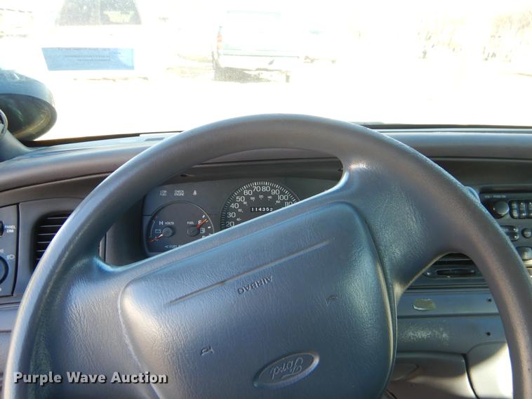 image for item FQ9741 1999 Ford Crown Victoria Police Interceptor