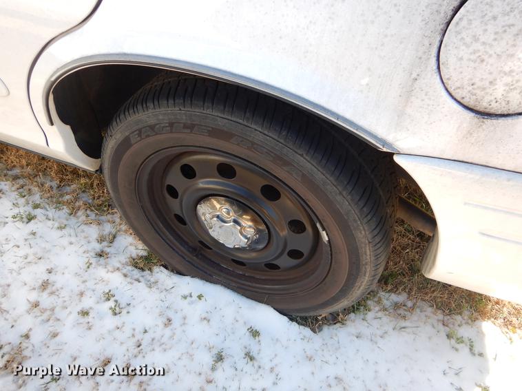 image for item FQ9742 2007 Ford Crown Victoria Police Interceptor