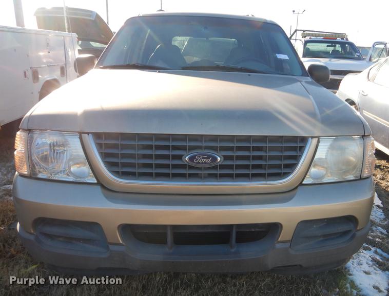 image for item FQ9746 2002 Ford Explorer SUV