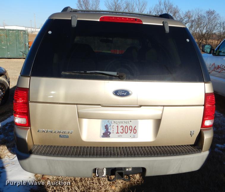 image for item FQ9746 2002 Ford Explorer SUV