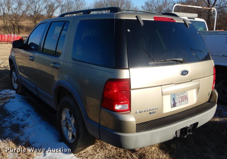 image for item FQ9746 2002 Ford Explorer SUV