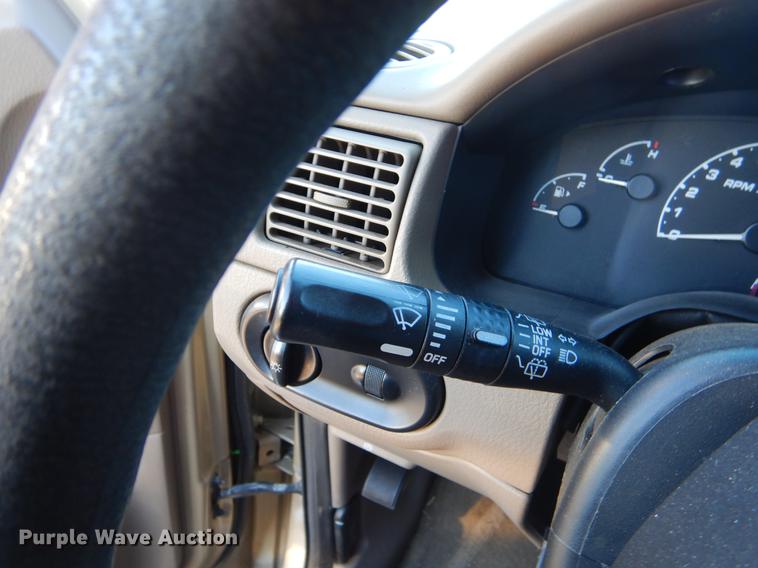 image for item FQ9746 2002 Ford Explorer SUV