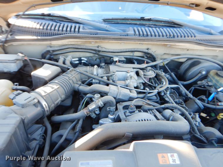 image for item FQ9746 2002 Ford Explorer SUV