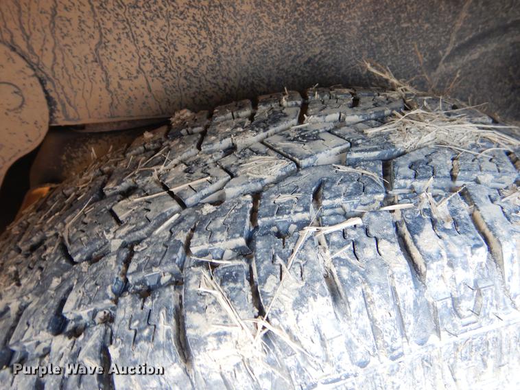 image for item FQ9746 2002 Ford Explorer SUV