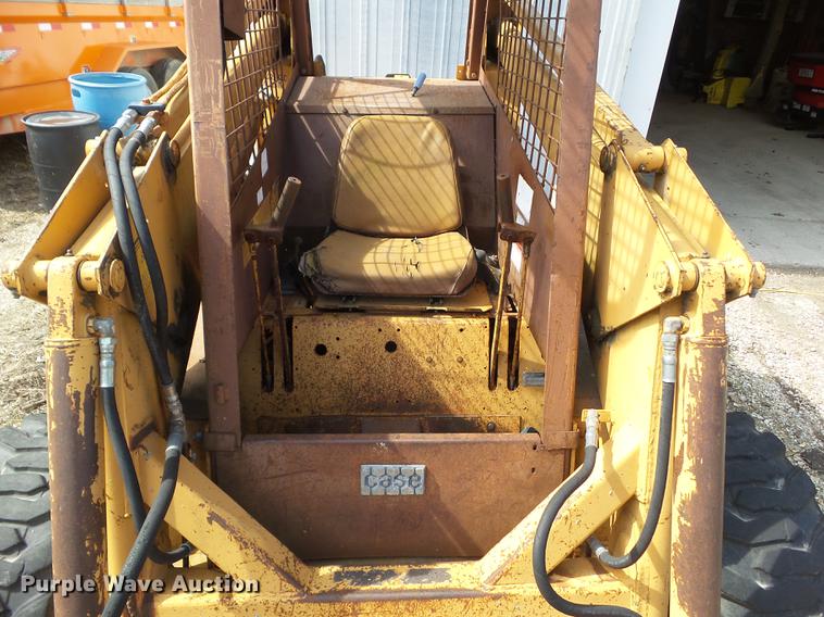 image for item L5741 1985 Case 1845B skid steer