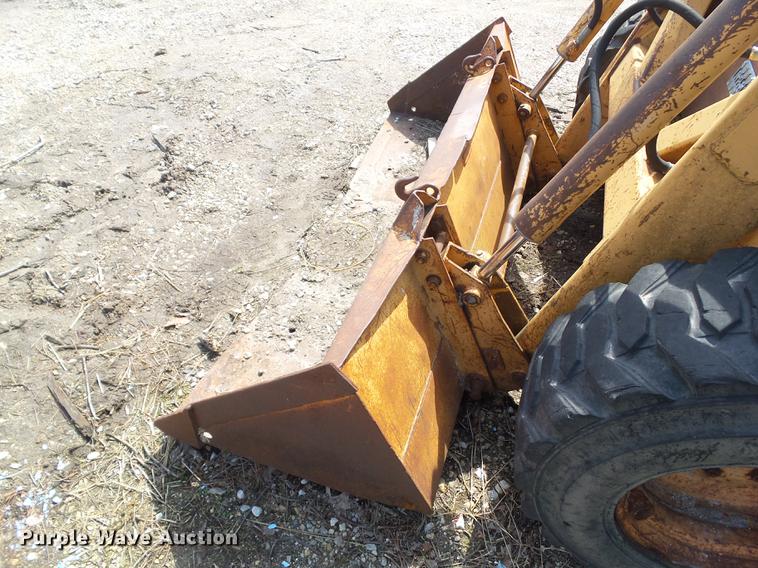 image for item L5741 1985 Case 1845B skid steer