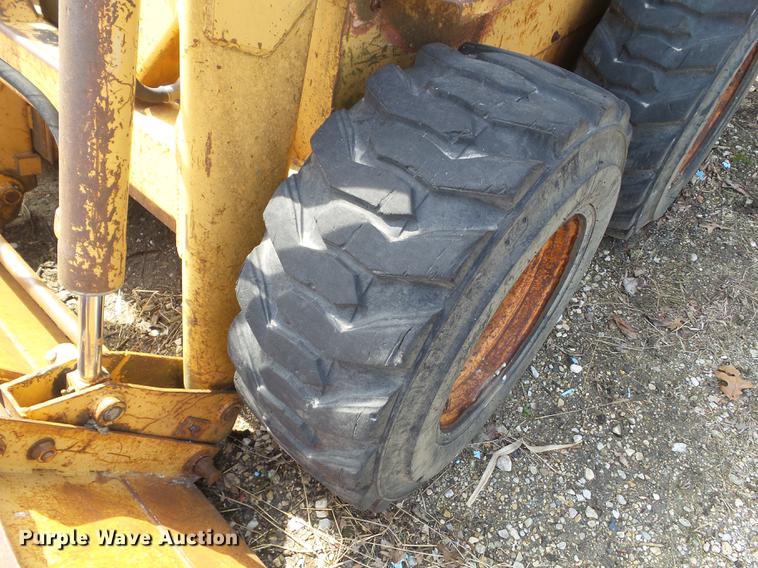 image for item L5741 1985 Case 1845B skid steer