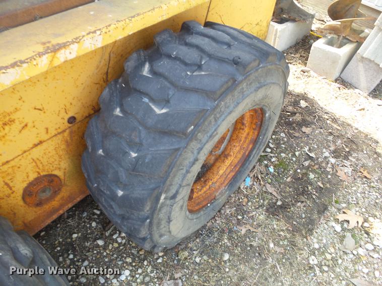 image for item L5741 1985 Case 1845B skid steer