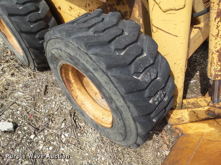image for item L5741 1985 Case 1845B skid steer