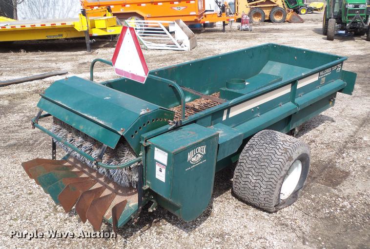 MIll Creek 75TD top dresser spreader in Iowa Falls, IA Item L5742