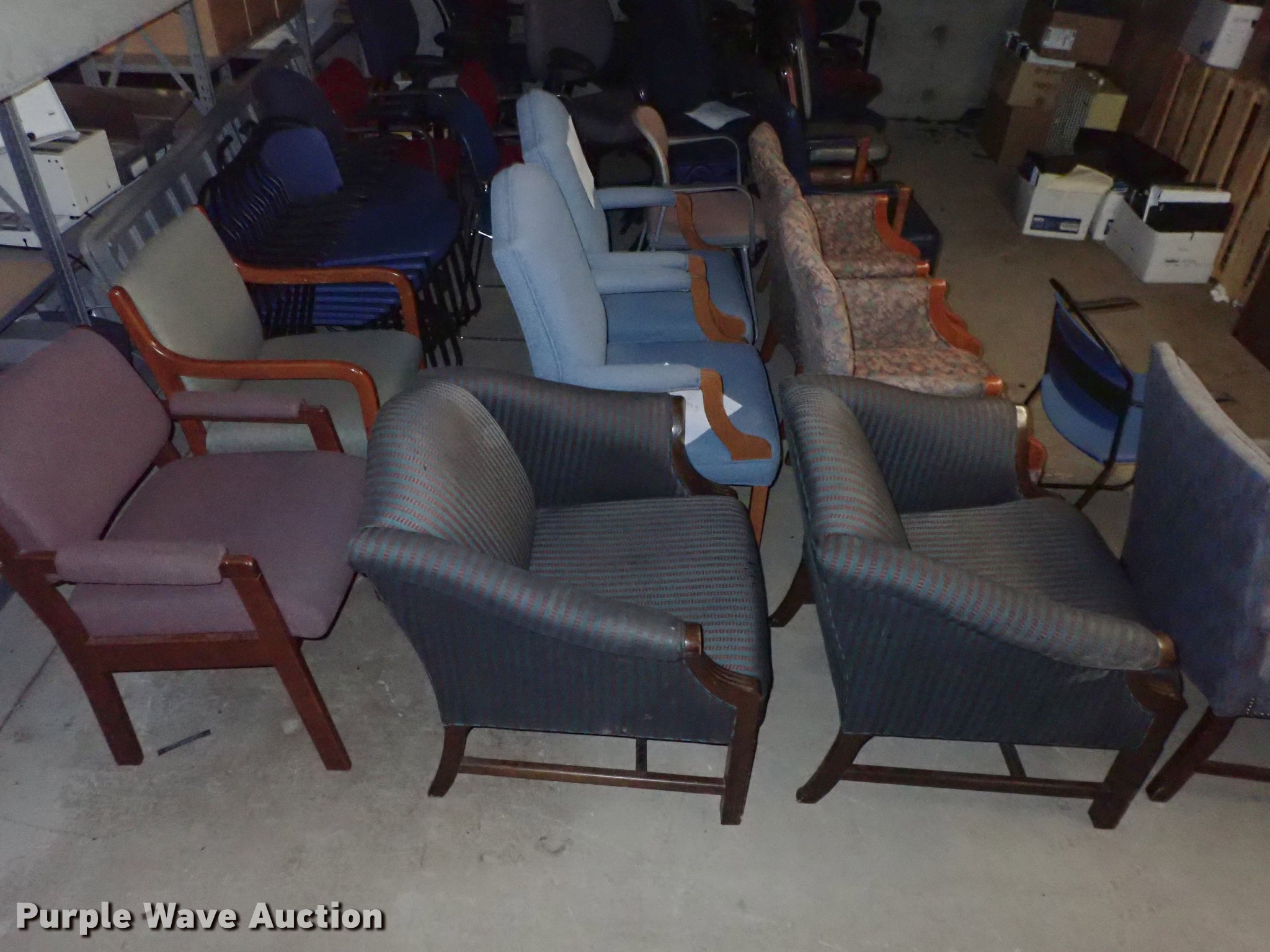 (28) chairs in Wichita, KS Item FL9651 sold Purple Wave