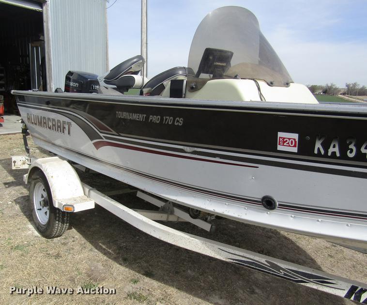 image for item DB4932 1997 Alumacraft Pro 170CS aluminum V-bottom boat