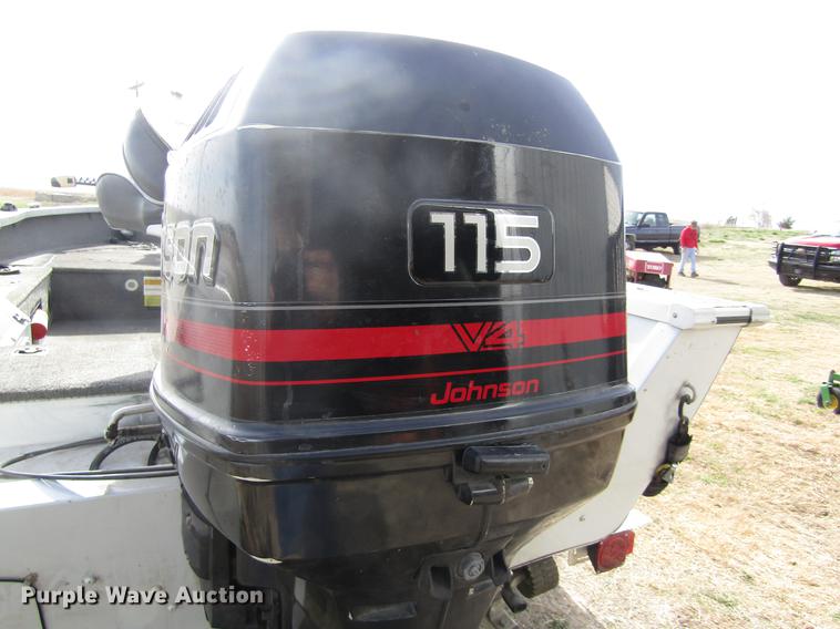 image for item DB4932 1997 Alumacraft Pro 170CS aluminum V-bottom boat