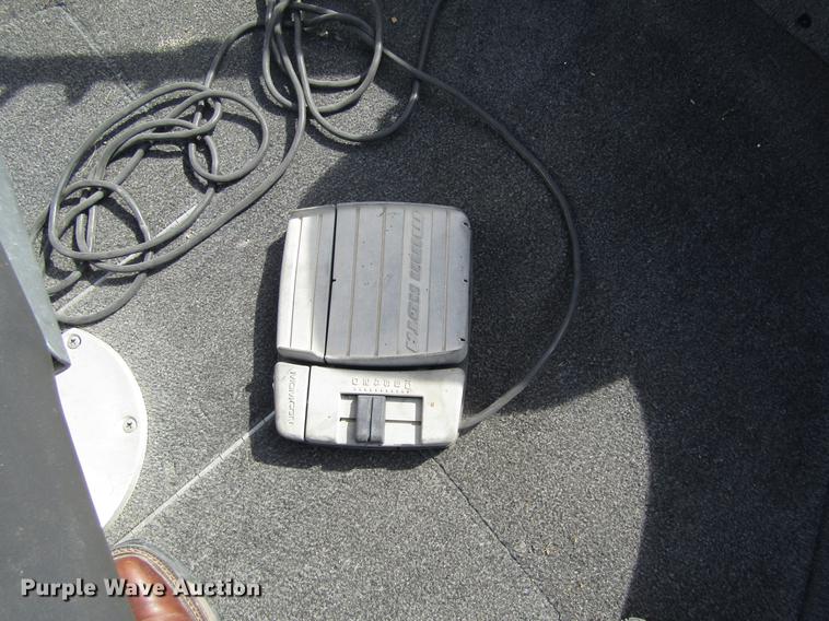 image for item DB4932 1997 Alumacraft Pro 170CS aluminum V-bottom boat