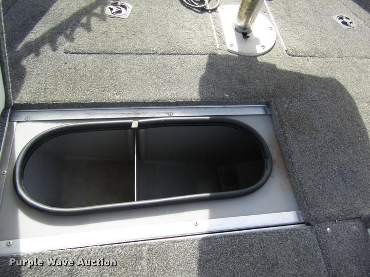 image for item DB4932 1997 Alumacraft Pro 170CS aluminum V-bottom boat