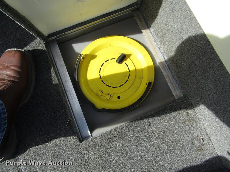 image for item DB4932 1997 Alumacraft Pro 170CS aluminum V-bottom boat