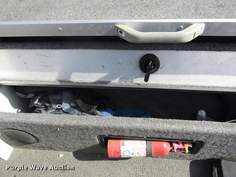 image for item DB4932 1997 Alumacraft Pro 170CS aluminum V-bottom boat