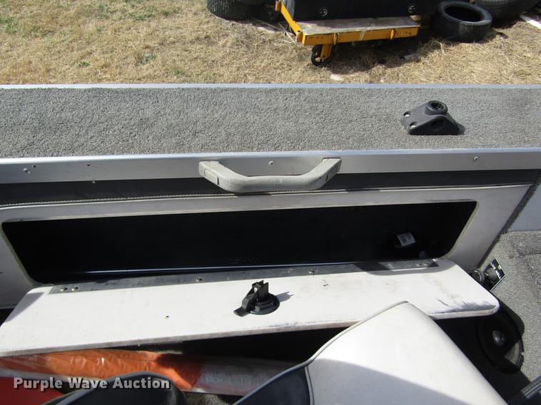 image for item DB4932 1997 Alumacraft Pro 170CS aluminum V-bottom boat