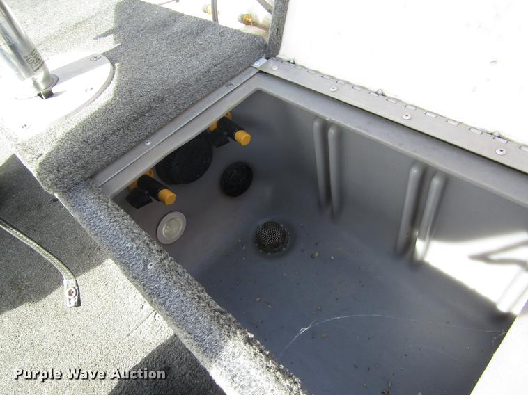 image for item DB4932 1997 Alumacraft Pro 170CS aluminum V-bottom boat