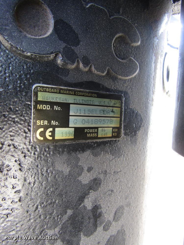 image for item DB4932 1997 Alumacraft Pro 170CS aluminum V-bottom boat