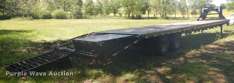 image for item DC0211 2018 PJ Trailers equipment trailer