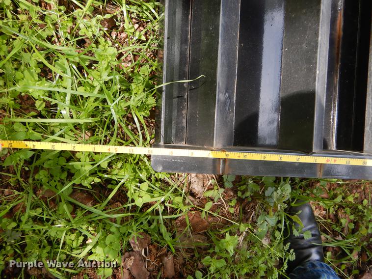 image for item DC0211 2018 PJ Trailers equipment trailer