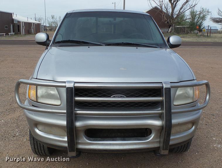 image for item DC5232 1998 Ford F250 SuperCab pickup truck