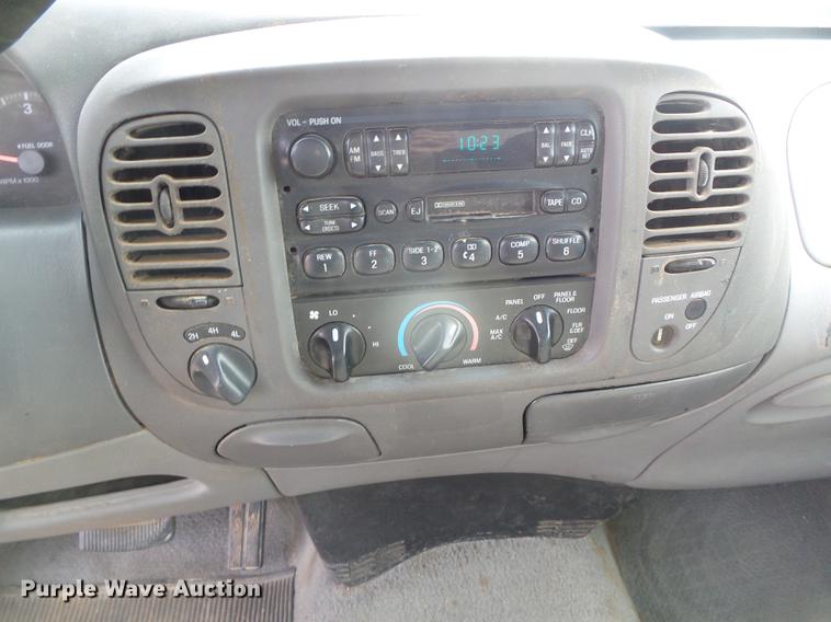 image for item DC5232 1998 Ford F250 SuperCab pickup truck