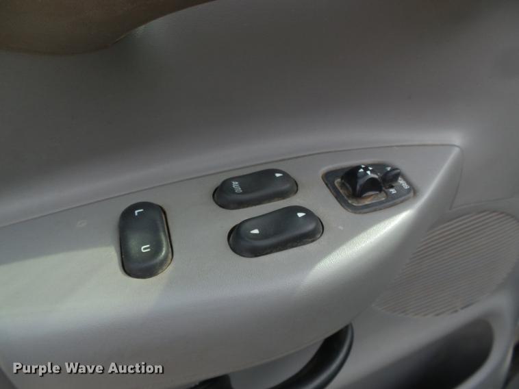 image for item DC5232 1998 Ford F250 SuperCab pickup truck