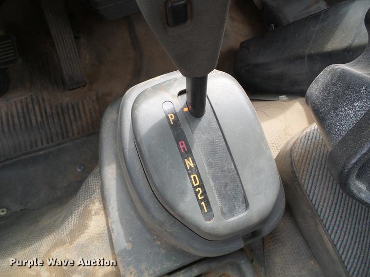 image for item DC5233 1999 Chevrolet W4500 street sweeper truck