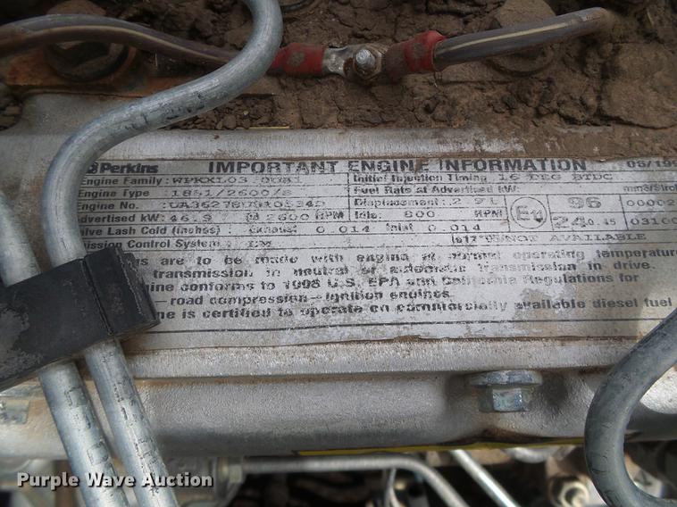 image for item DC5233 1999 Chevrolet W4500 street sweeper truck