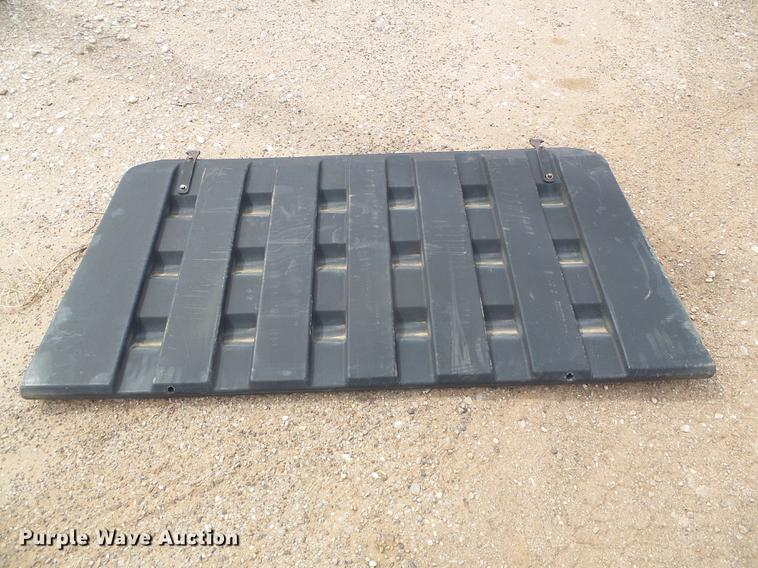 image for item DC5233 1999 Chevrolet W4500 street sweeper truck