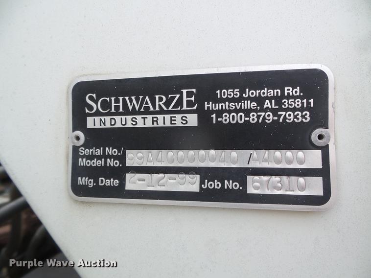 image for item DC5233 1999 Chevrolet W4500 street sweeper truck