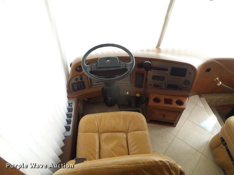 image for item DC5238 2004 Spartan K2 Travel Supreme Select 45DS04 RV