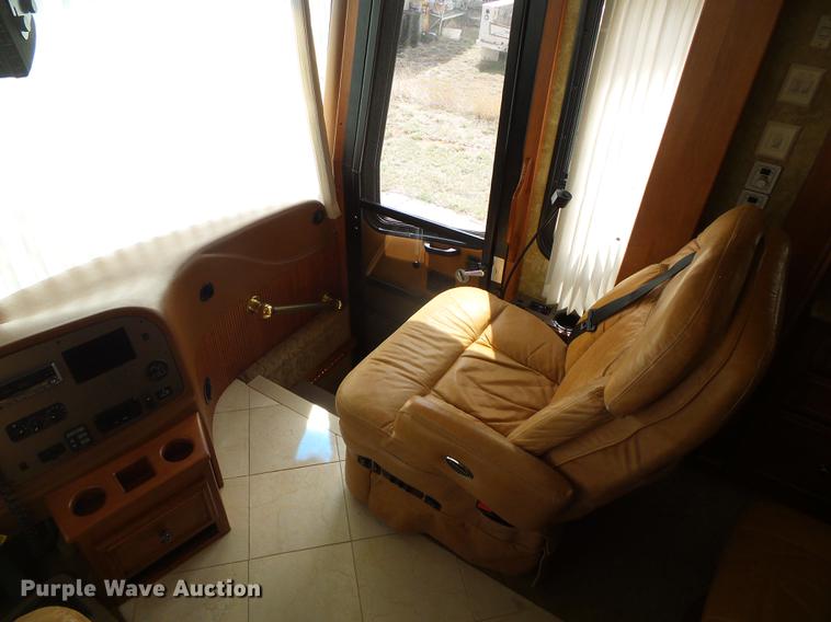 image for item DC5238 2004 Spartan K2 Travel Supreme Select 45DS04 RV