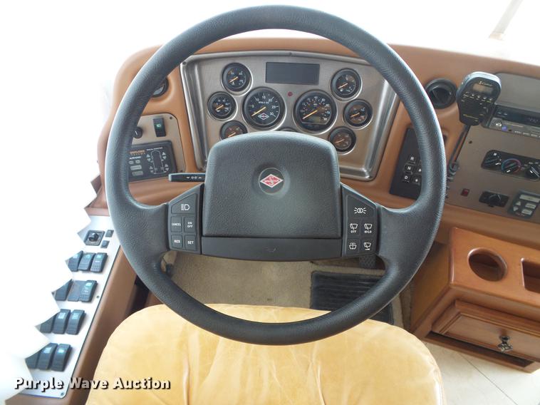 image for item DC5238 2004 Spartan K2 Travel Supreme Select 45DS04 RV