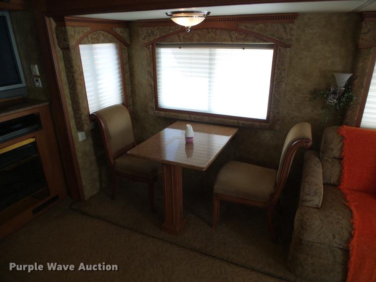 image for item DC5238 2004 Spartan K2 Travel Supreme Select 45DS04 RV