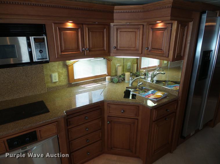 image for item DC5238 2004 Spartan K2 Travel Supreme Select 45DS04 RV