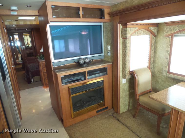 image for item DC5238 2004 Spartan K2 Travel Supreme Select 45DS04 RV