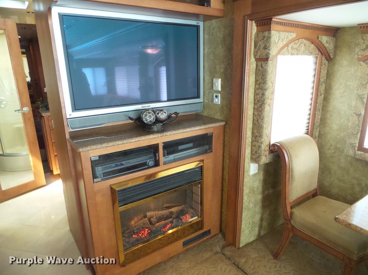 image for item DC5238 2004 Spartan K2 Travel Supreme Select 45DS04 RV