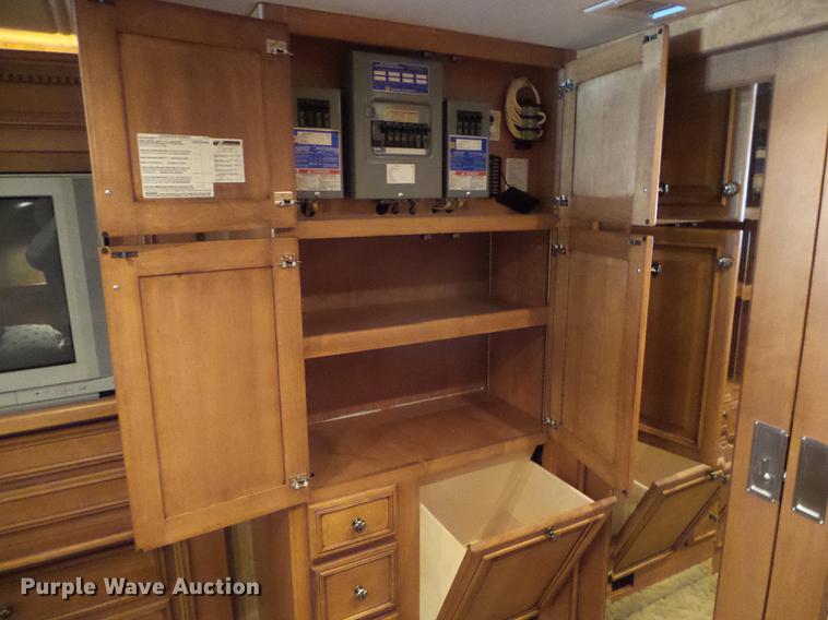 image for item DC5238 2004 Spartan K2 Travel Supreme Select 45DS04 RV